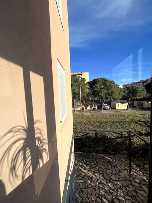 St-Pierre-La-Mer, Bel Appartement A Dans Residence Avec Piscine Et Tennis Entre 5 Et 10 Min De La Plage Fleury  Esterno foto
